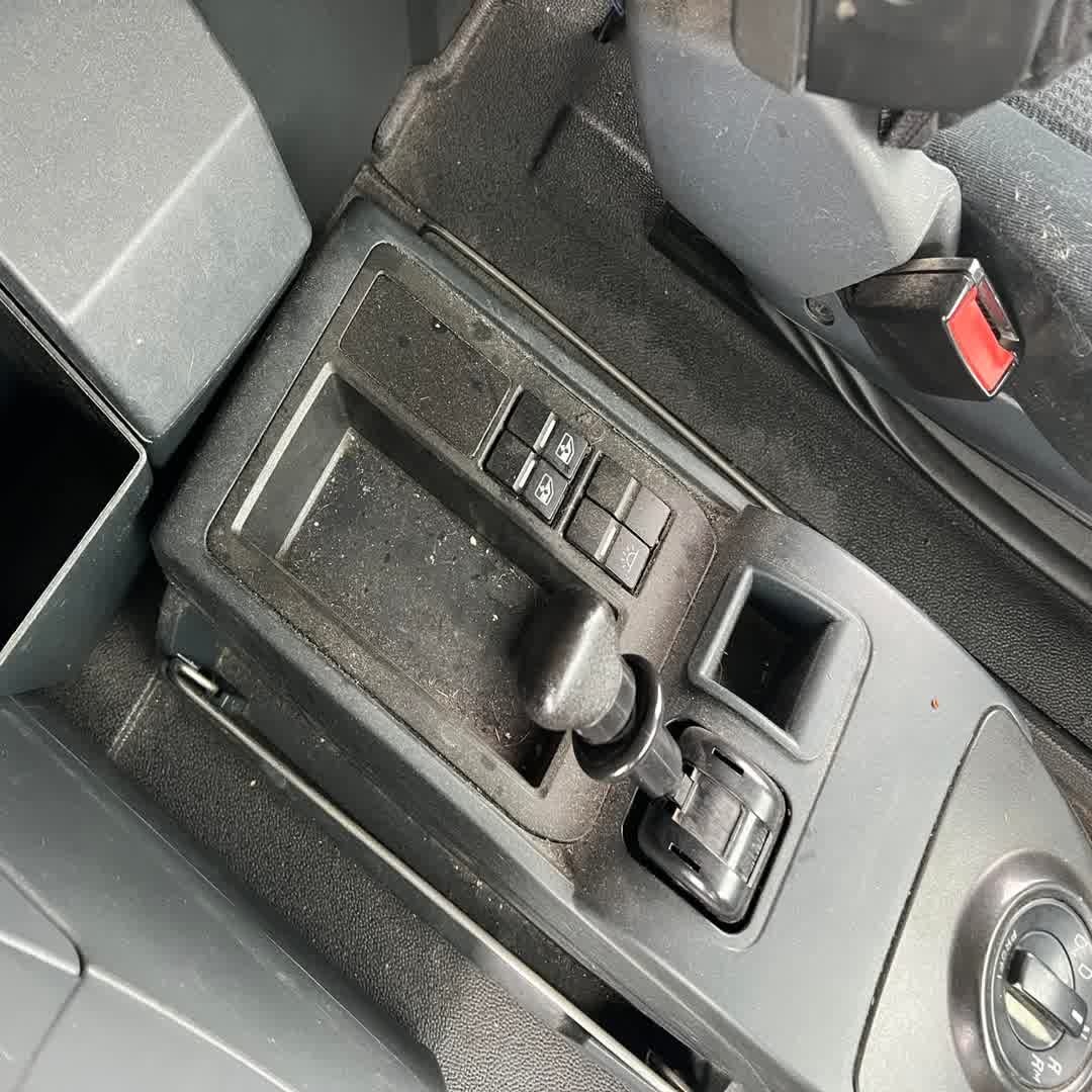 Pranie kabiny ciężarowej, czyszczenie kabiny kierowcy, pranie materacy w kabinie ciężarowej, detailing TIR, czyszczenie samochodu ciężarowego 